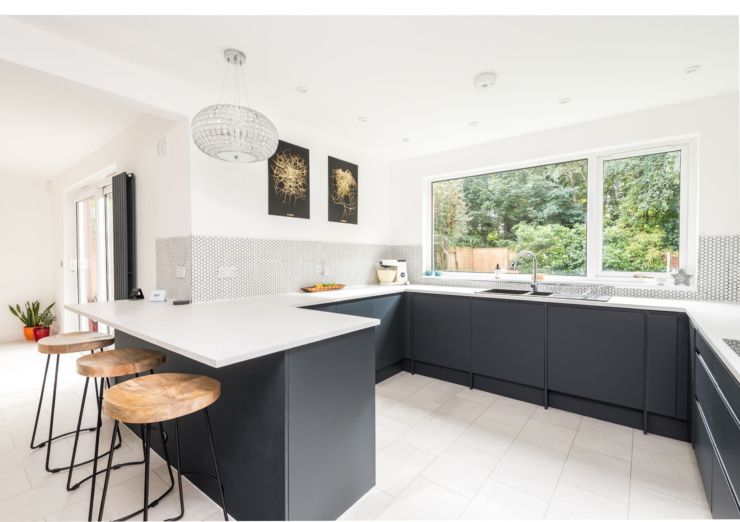Modern charcoal shaker kitchen renovation in Edinburgh by Scott Eco-Builders