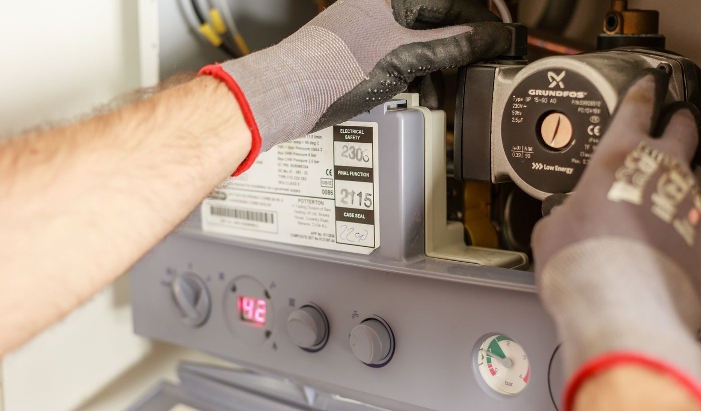 The Future of Home Heating: Air Source Heat Pumps vs. Traditional Boilers