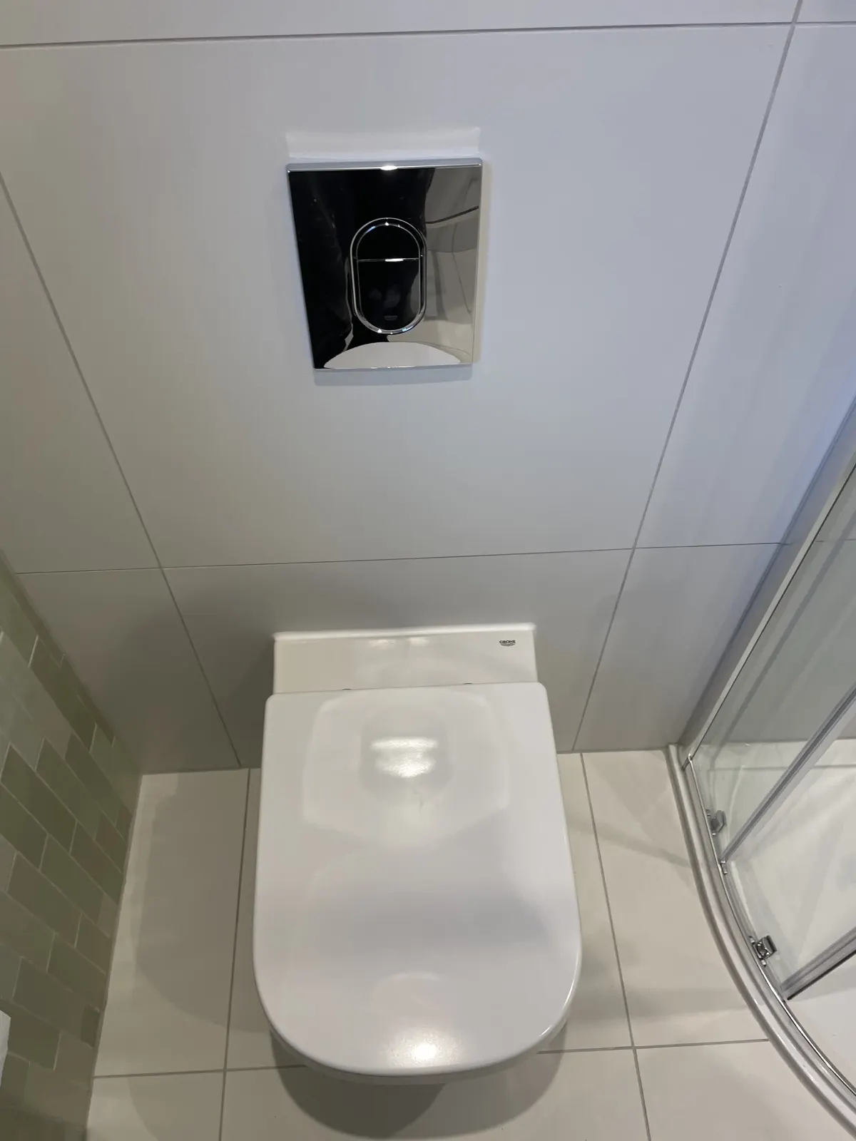 Modern white bathroom refurbishment in Edinburgh by Scott Eco-Builders - photo 9